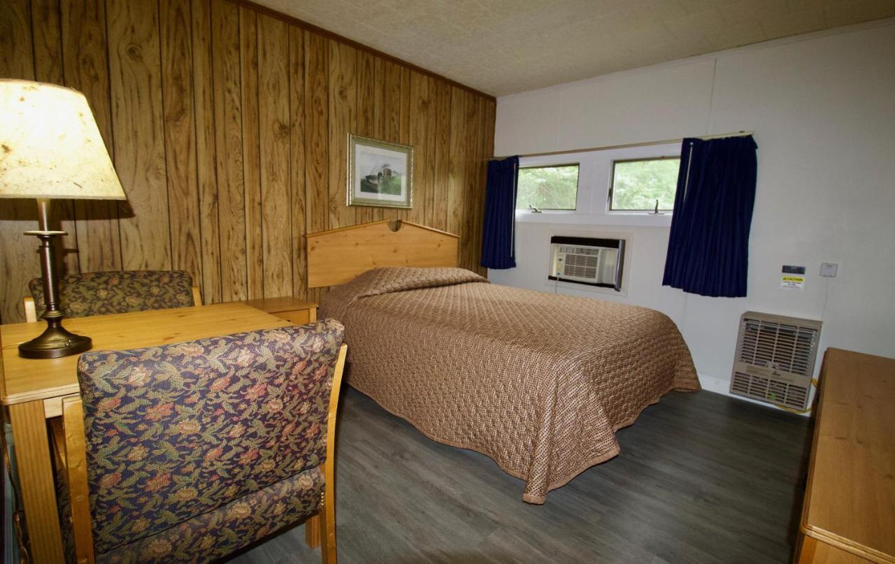 Oakdell Motel Waterford Ct ภายนอก รูปภาพ