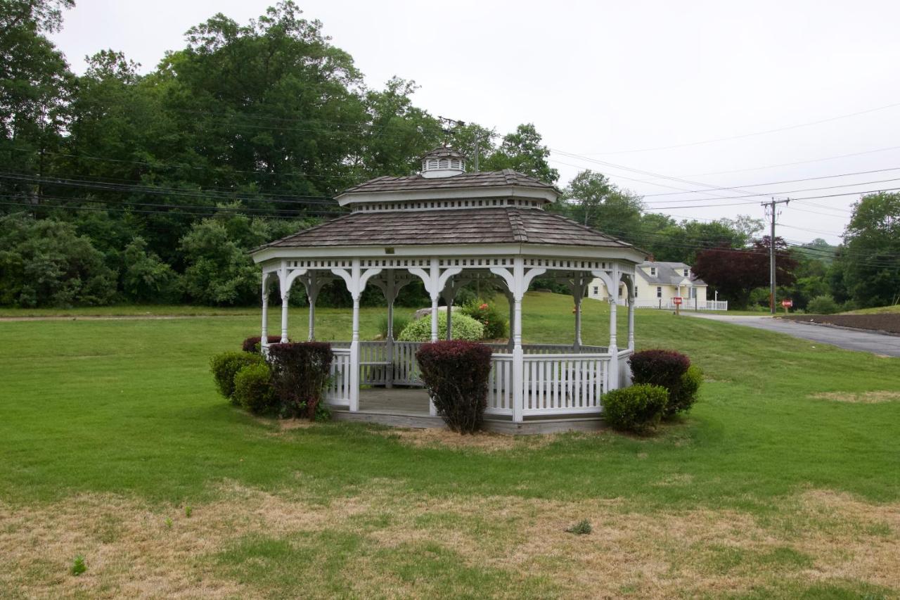 Oakdell Motel Waterford Ct ภายนอก รูปภาพ